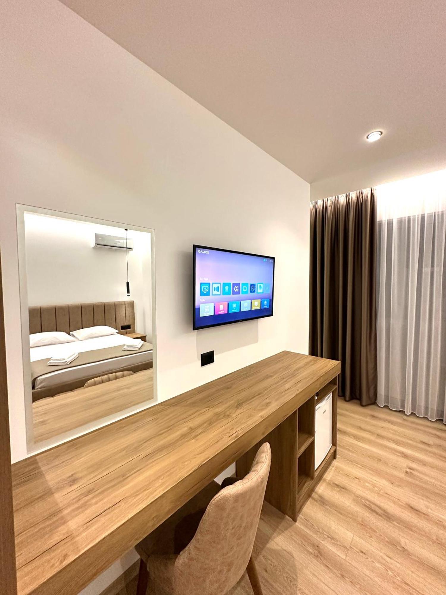 Keos Hotel Sarandë Exteriér fotografie