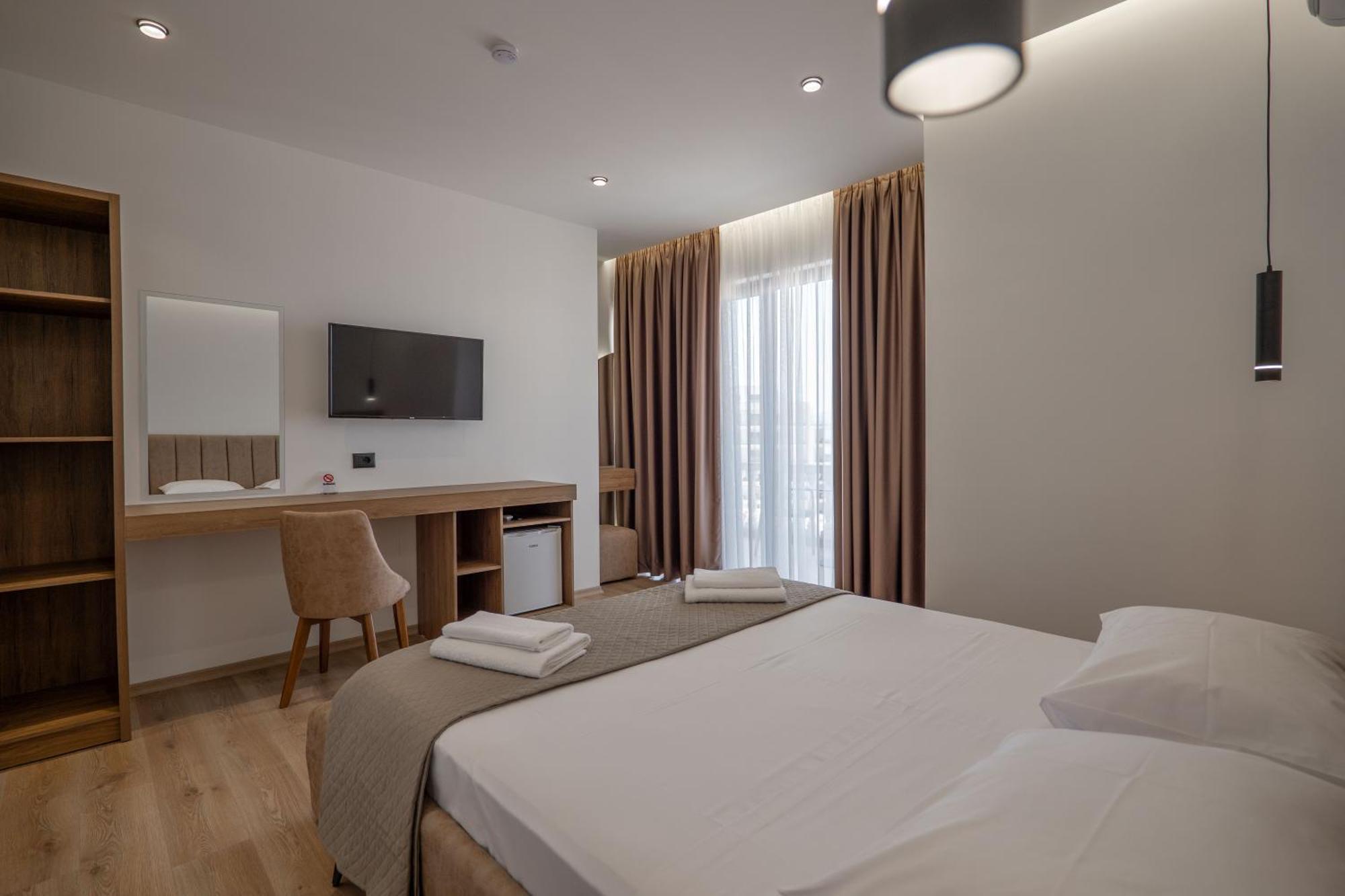 Keos Hotel Sarandë Exteriér fotografie