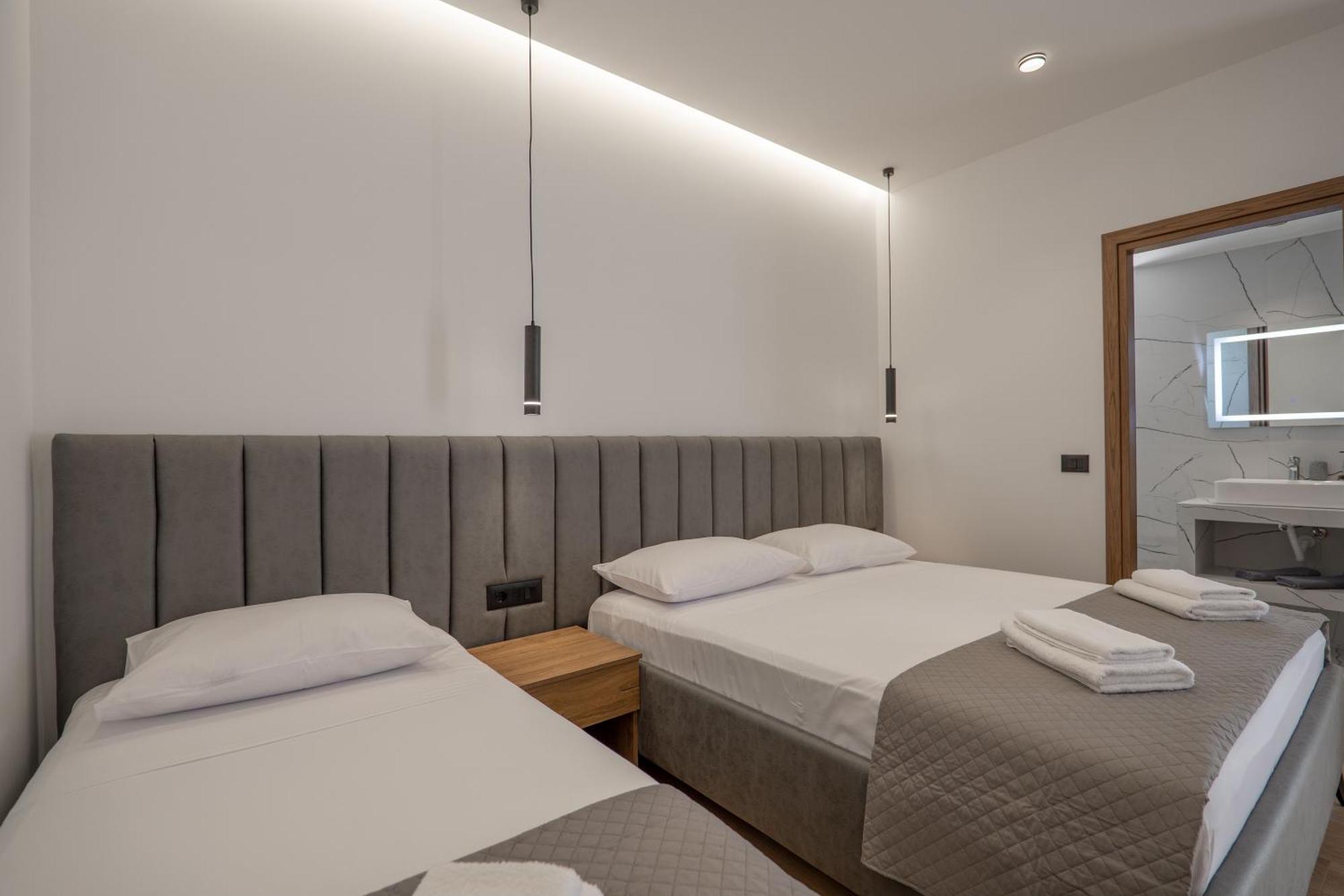 Keos Hotel Sarandë Exteriér fotografie