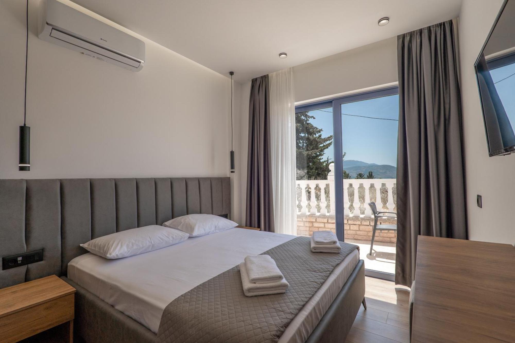 Keos Hotel Sarandë Exteriér fotografie